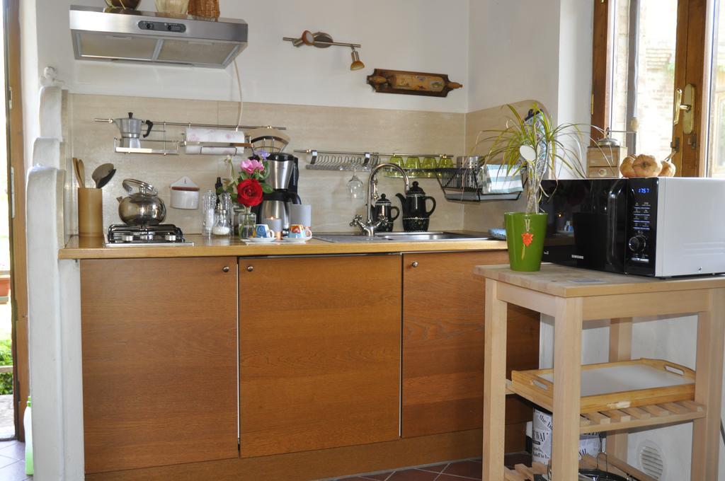 Agriturismo Colombino Сиена Екстериор снимка